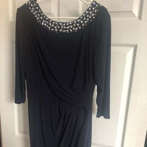 Deep navy blue size12 longsleeve kneelength dress